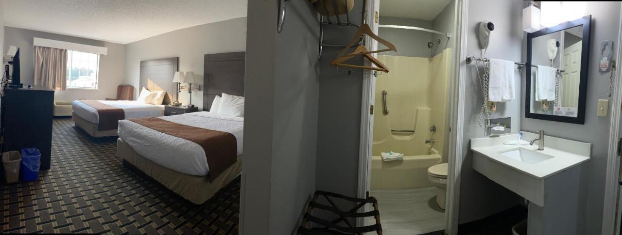 Adams Inn And Suites Екстер'єр фото